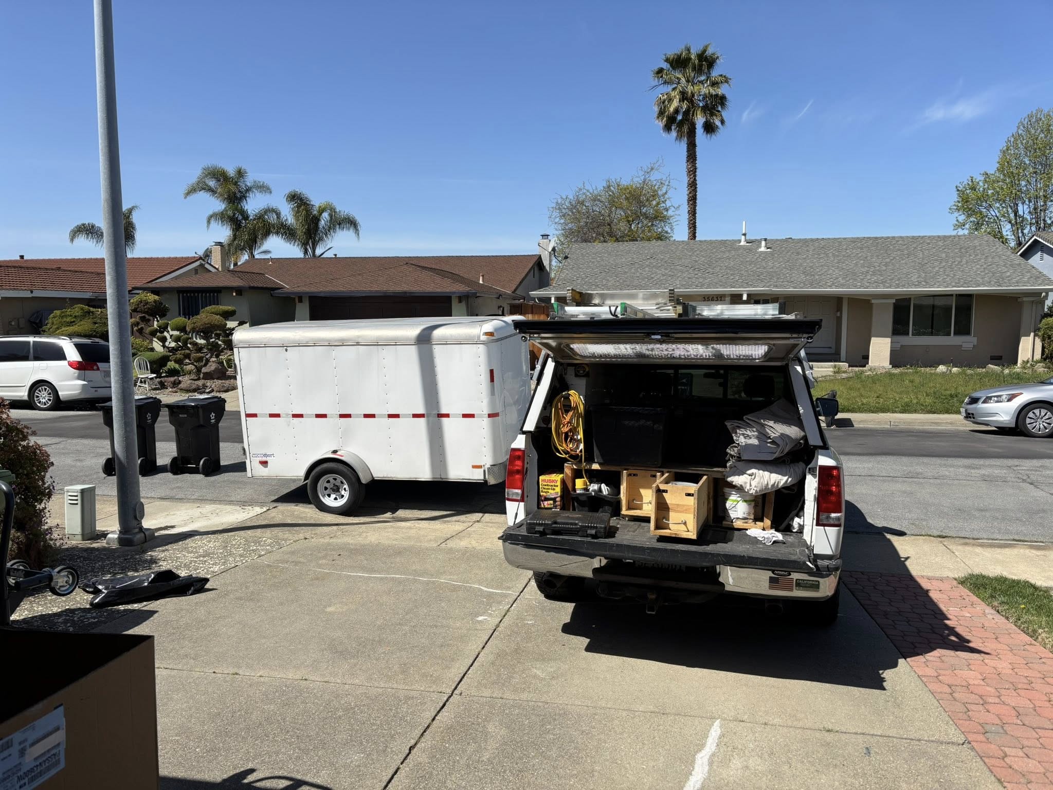APM Mechanical truck and trailer loaded for a big job